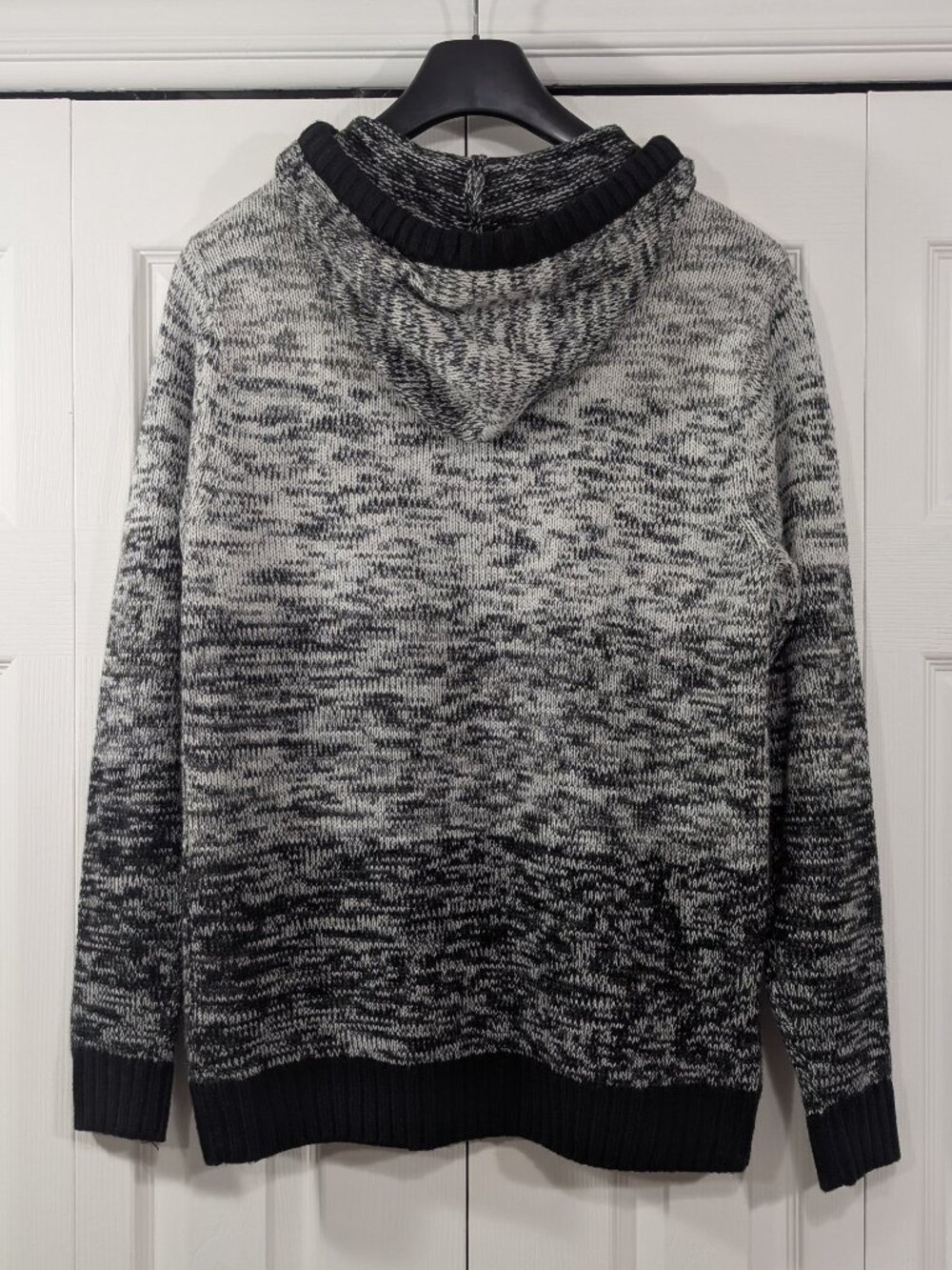 NHL Toronto Maple Leafs Grey and Black Knitted Hoodie - Size M - Picture 2 of 11